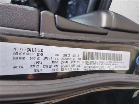 Used 2019 Jeep Grand Cherokee Limited image 25