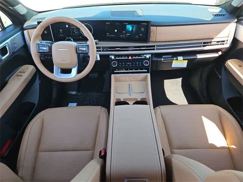 Used 2024 Hyundai Santa Fe Limited image 17