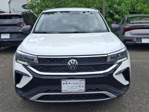 Used 2024 Volkswagen Taos S FWD image 12