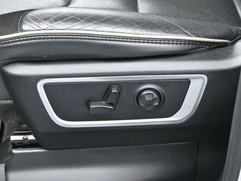 Used 2020 RAM 1500 Laramie w/ Sport Appearance Package image 14