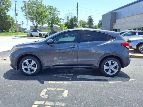 Used 2016 Honda HR-V LX image 28