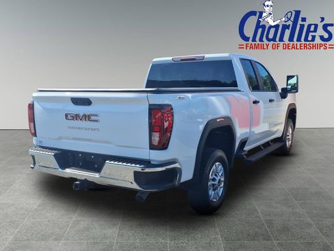 Used 2024 GMC Sierra 2500 Pro AWD/4WD image 4