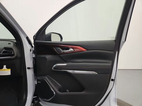 New 2026 Chevrolet Traverse RS FWD image 37