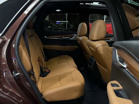 Used 2022 Cadillac XT5 Premium Luxury w/ LPO, Floor Liner Package image 24