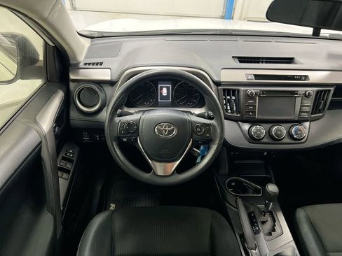Used 2017 Toyota RAV4 LE image 11