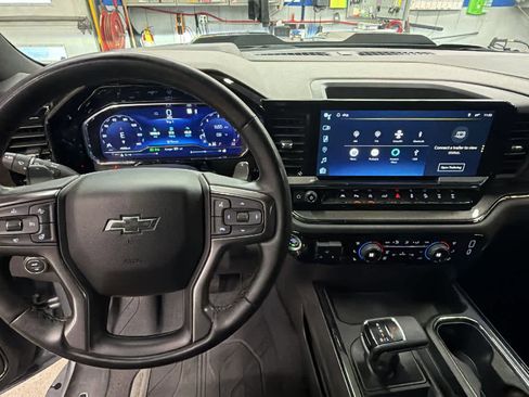 Certified 2023 Chevrolet Silverado 1500 ZR2 w/ Technology Package image 10