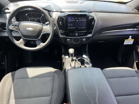 Certified 2023 Chevrolet Traverse LT w/ Rear Camera Mirror Package AWD/4WD image 14