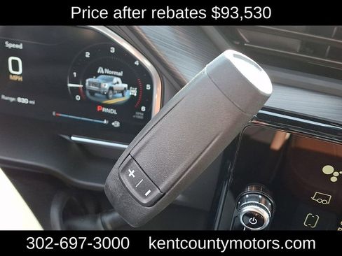 New 2026 GMC Sierra 2500 Denali Ultimate w/ LPO, Black Badging Package image 14