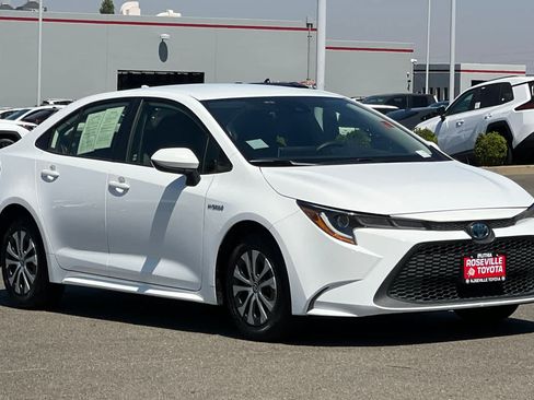 Used 2021 Toyota Corolla LE FWD image 5