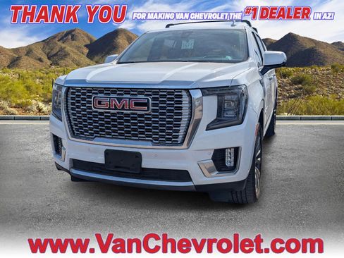 Used 2021 GMC Yukon XL Denali w/ Denali Premium Package RWD image 1