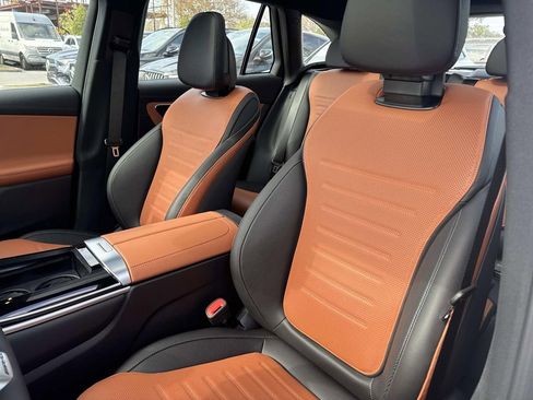 New 2026 Mercedes-Benz GLC 43 AMG 4MATIC image 9