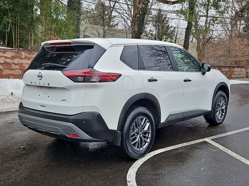 Certified 2023 Nissan Rogue S image 6