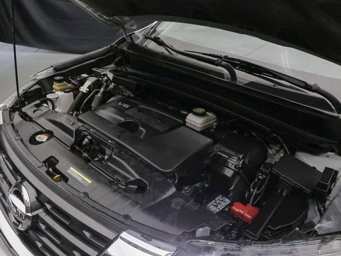 Used 2020 Nissan Pathfinder SL image 38