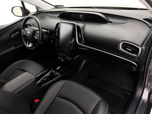 Used 2022 Toyota Prius Prime XLE FWD image 13
