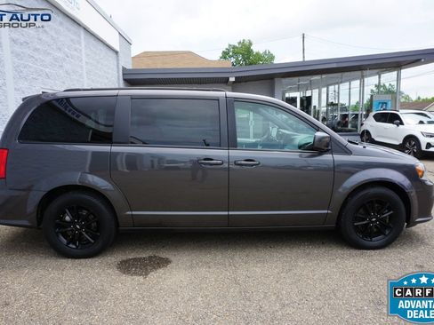 Used 2019 Dodge Grand Caravan GT FWD image 6