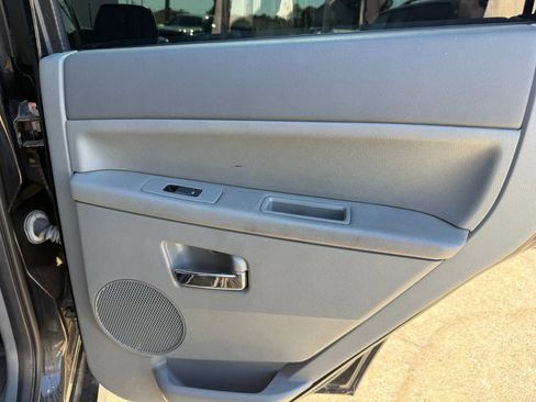 Used 2007 Jeep Grand Cherokee SRT8 w/ SRT Option Group I image 21
