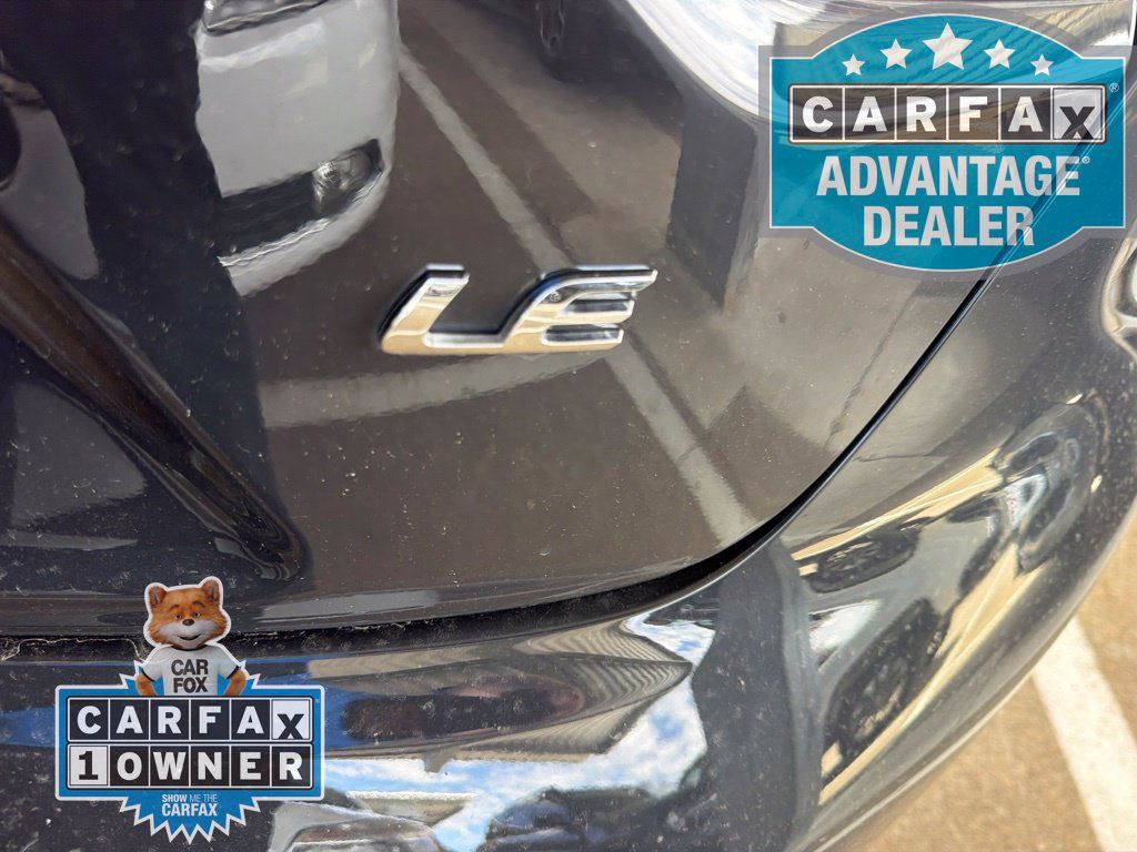 Used 2025 Toyota Corolla LE FWD image 10