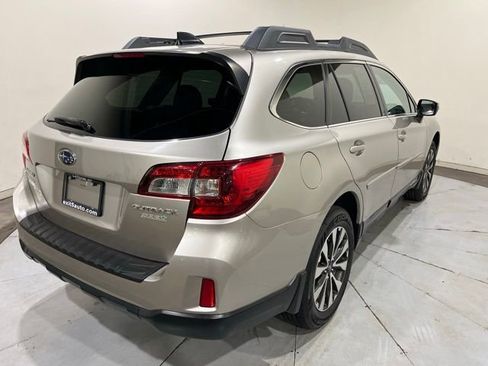 Used 2016 Subaru Outback 2.5i Limited image 10