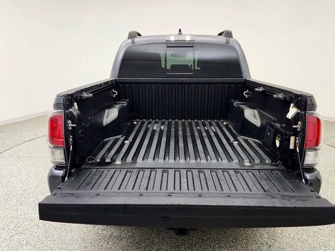 Used 2023 Toyota Tacoma Limited AWD/4WD image 19