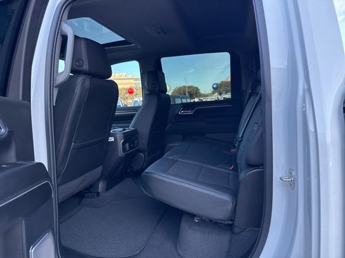 Used 2025 GMC Sierra 2500 Denali w/ Denali Reserve Package image 5