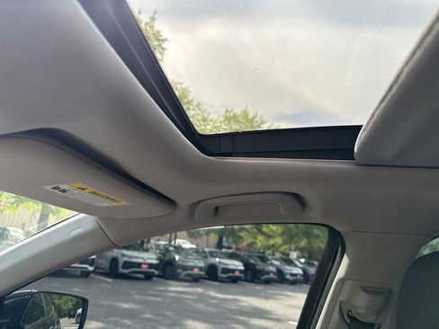 Used 2019 Acura TLX w/ Technology Package image 10