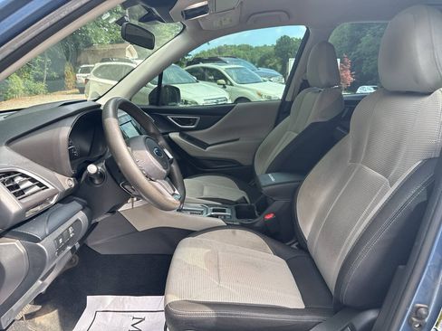Used 2022 Subaru Forester AWD/4WD image 10
