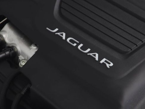 Used 2021 Jaguar F-TYPE R image 24