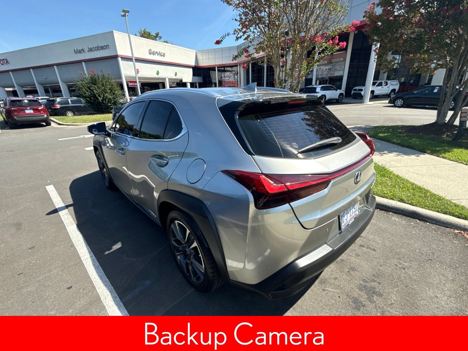 Used 2020 Lexus UX 250h w/ Premium Package AWD/4WD image 6