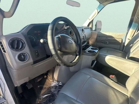 Used 2012 Ford E-250 and Econoline 250 w/ Commercial Cargo Van Pkg image 13