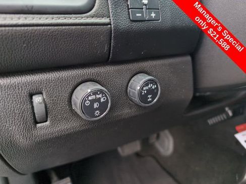 Used 2017 GMC Canyon SLT w/ Trailering Package image 17