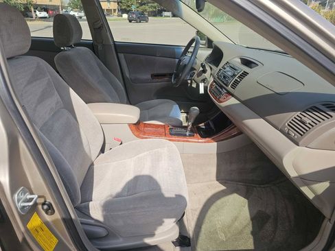 Used 2002 Toyota Camry LE image 38