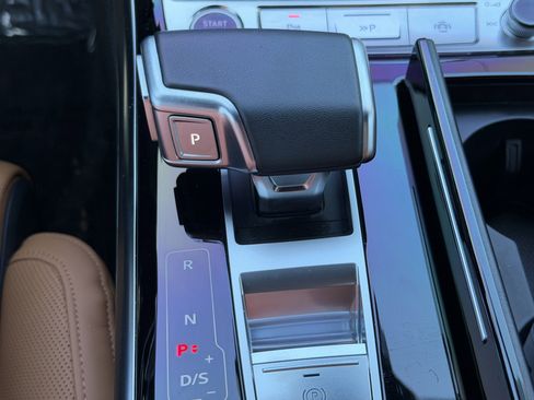 Used 2024 Audi A8 L 3.0T image 26