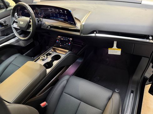 New 2026 Cadillac Vistiq Sport image 53