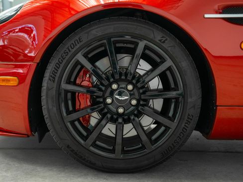 Used 2005 Aston Martin Vanquish S RWD image 9