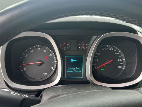 Used 2017 Chevrolet Equinox LT AWD/4WD image 15