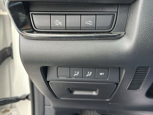 Used 2024 MAZDA CX-30 AWD 2.5 S w/ Preferred Package image 15