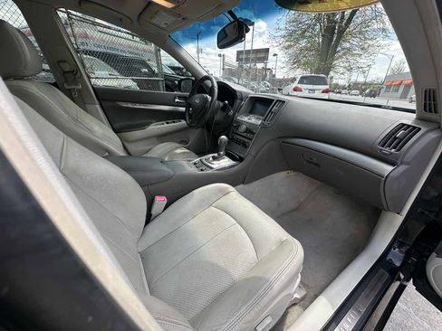 Used 2012 INFINITI G37 x w/ Premium Pkg image 25