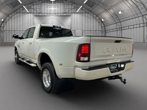 Used 2018 RAM 3500 Laramie Longhorn AWD/4WD image 4