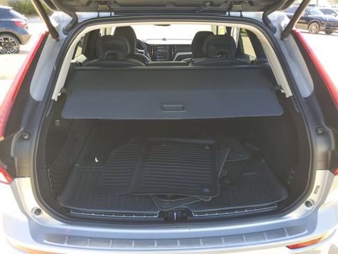 Used 2022 Volvo XC60 T8 Inscription w/ Advanced Package image 35