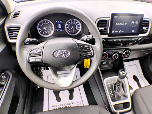 Used 2021 Hyundai Venue SE image 61