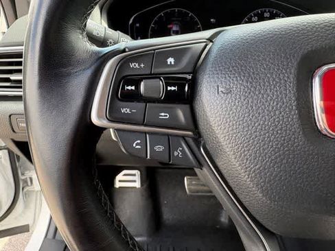 Used 2021 Honda Accord Sport image 12
