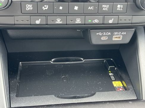 New 2026 Subaru Outback Limited AWD/4WD image 19
