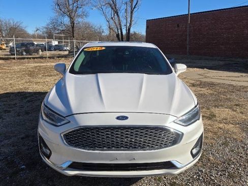 Used 2019 Ford Fusion Titanium FWD image 2