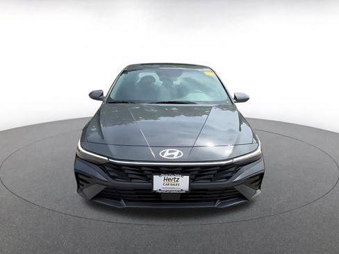 Used 2025 Hyundai Elantra SEL FWD image 4