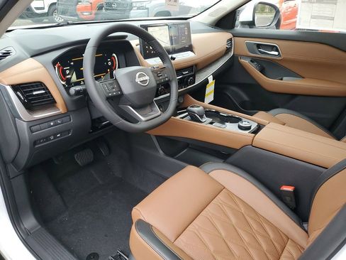 New 2026 Nissan Rogue Platinum w/ Platinum Premium Package AWD/4WD image 18