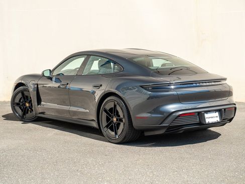New 2025 Porsche Taycan image 3