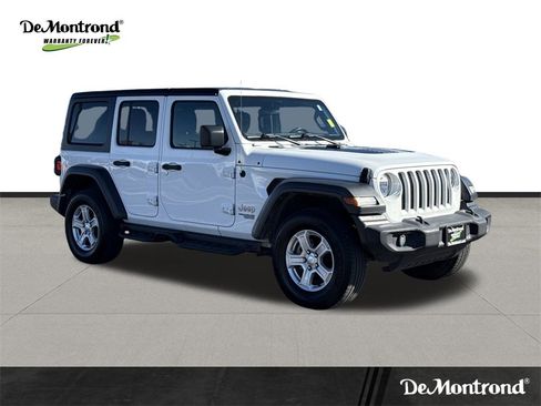 Used 2018 Jeep Wrangler Unlimited Sport S image 3