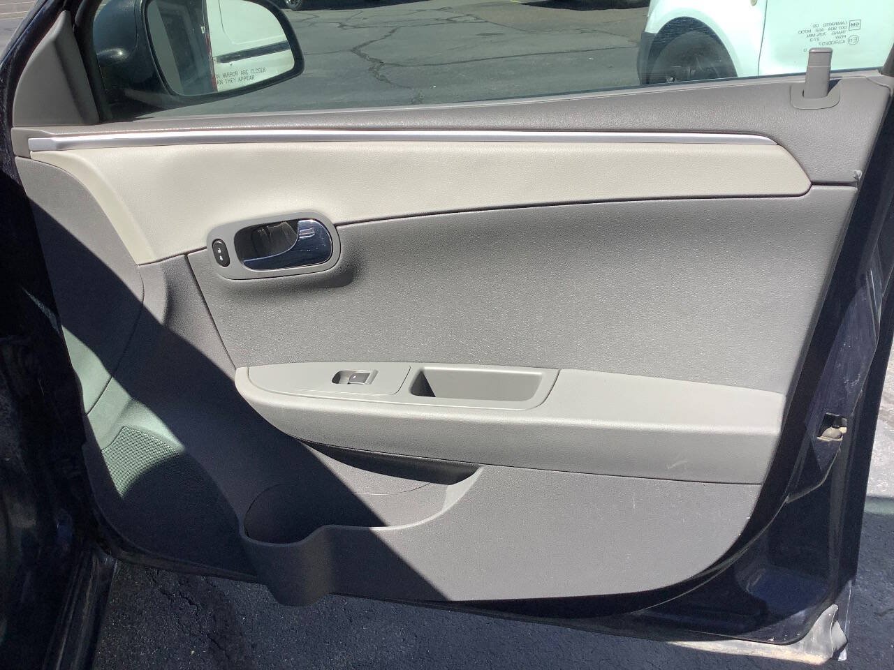 Used 2011 Chevrolet Malibu LS FWD image 28