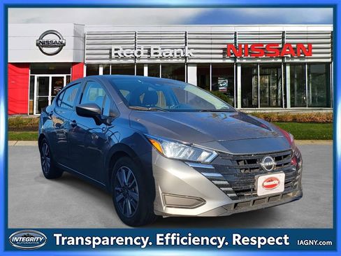 Used 2023 Nissan Versa SV FWD image 1