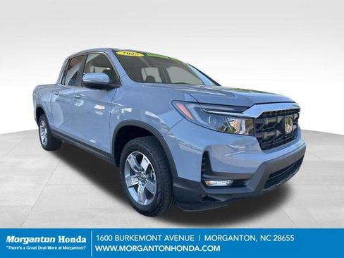 Used 2025 Honda Ridgeline RTL image 1